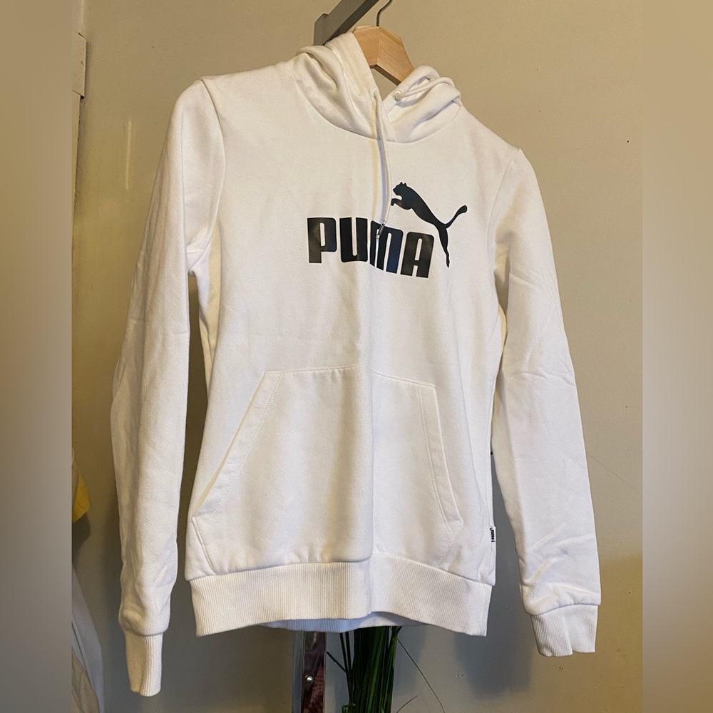 Womens Puma Hoodie Size M